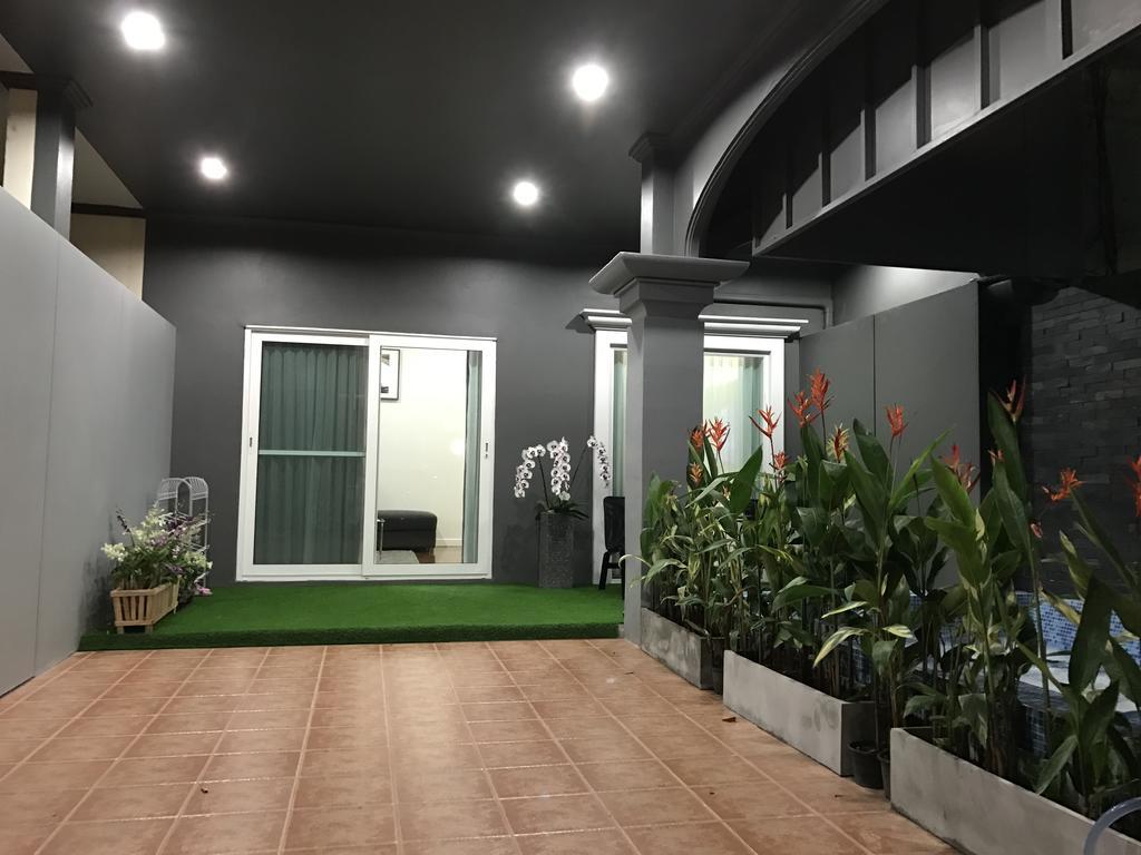 Sirinan Nimman Chiangmai Villa *